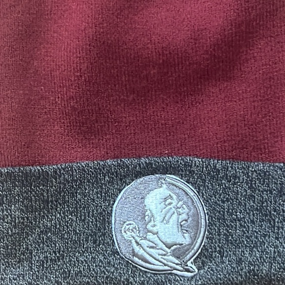 FSU Florida State Seminoles Unisex Reversible Knit Cuff Cap Gray & Red NWT - Picture 3 of 5